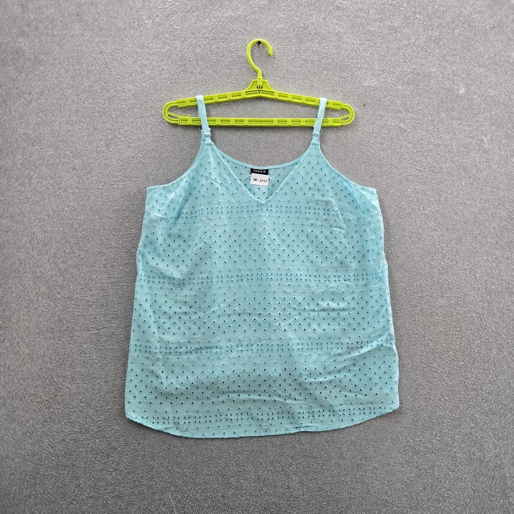 Torrid Women Tank Top 2 Light Blue Geometric Embroidered V-Neck Pullover